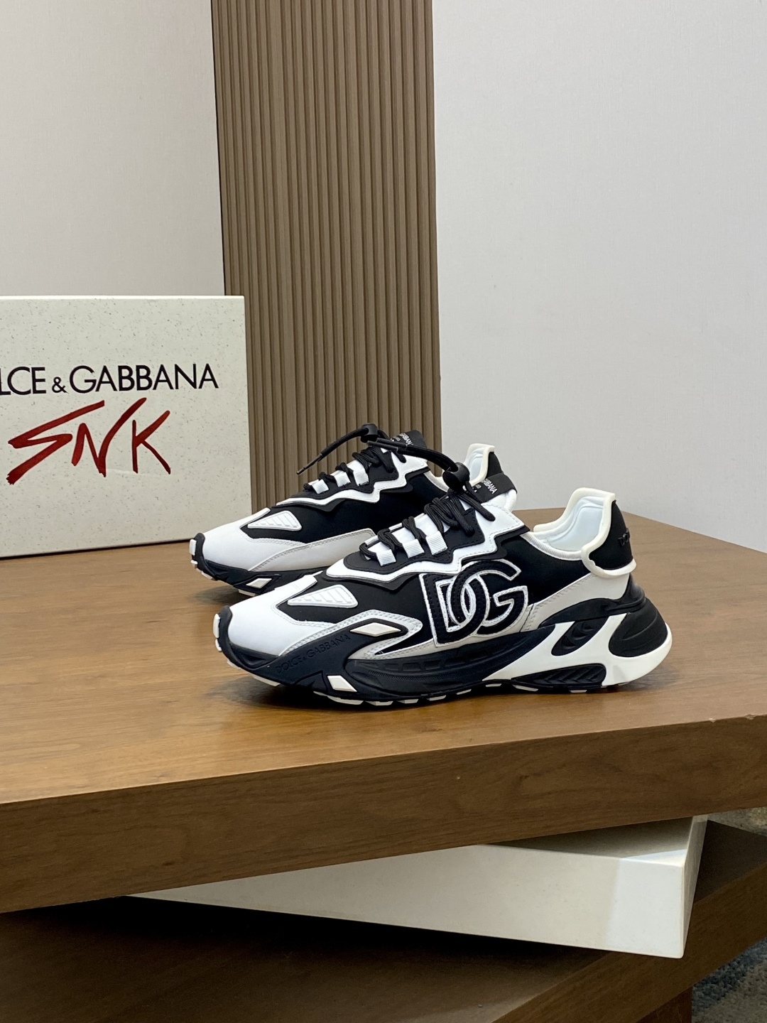 olce & Gabbana shoe